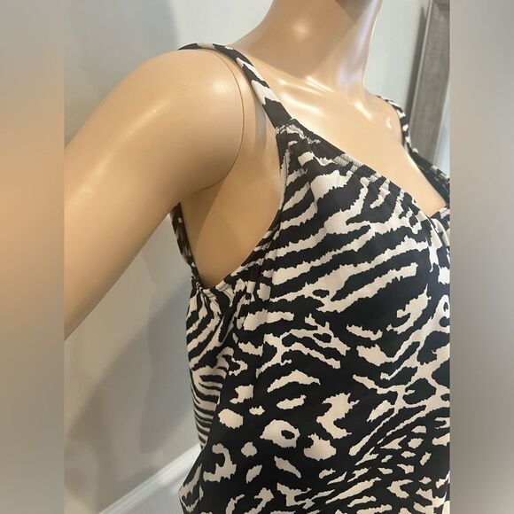 NWT Coco Reef Women's Contours Jem Blouson Tankini Top - Picture 5 of 6